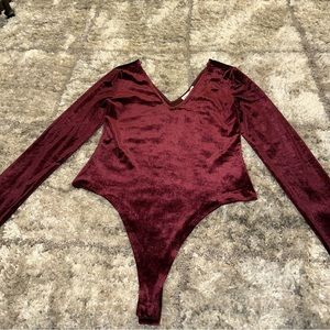 Size XL velvet red long sleeve body suit